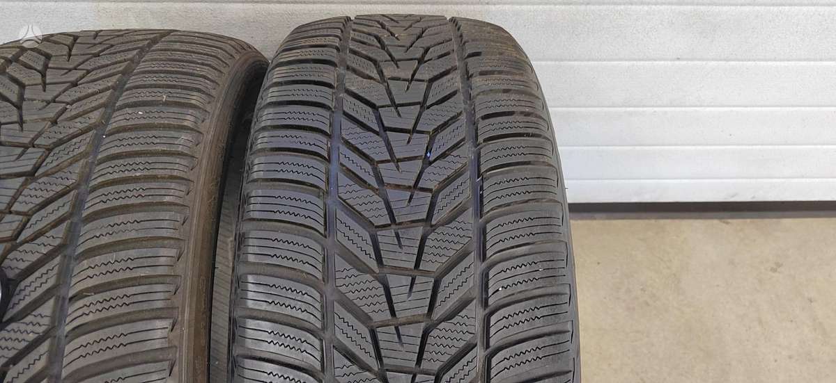 Hankook Winter Icept  Evo 3, winter 235/35 R19