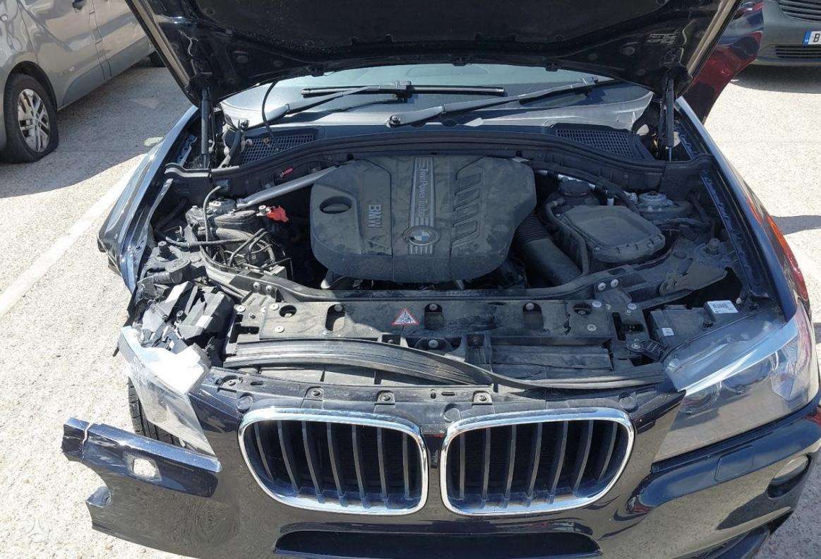 BMW X3 Dalimis spalvos kodas 416