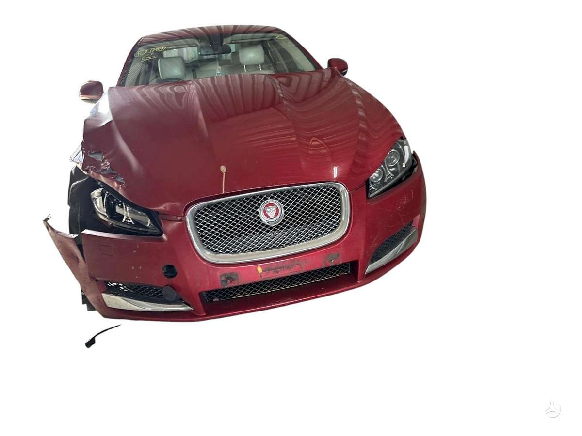 Jaguar XF Dalimis variklio kodas 306dt rida 249000 km