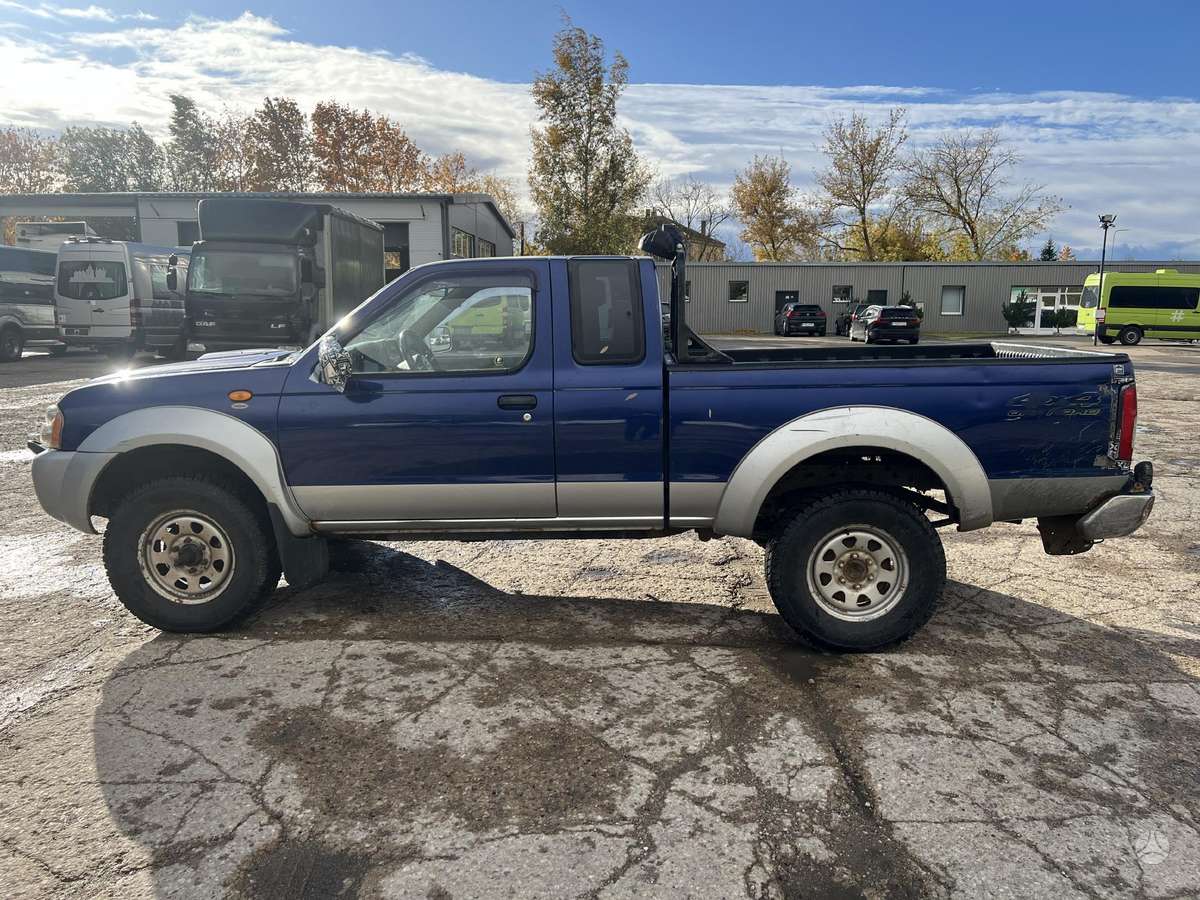 Nissan Navara rezerves daļās