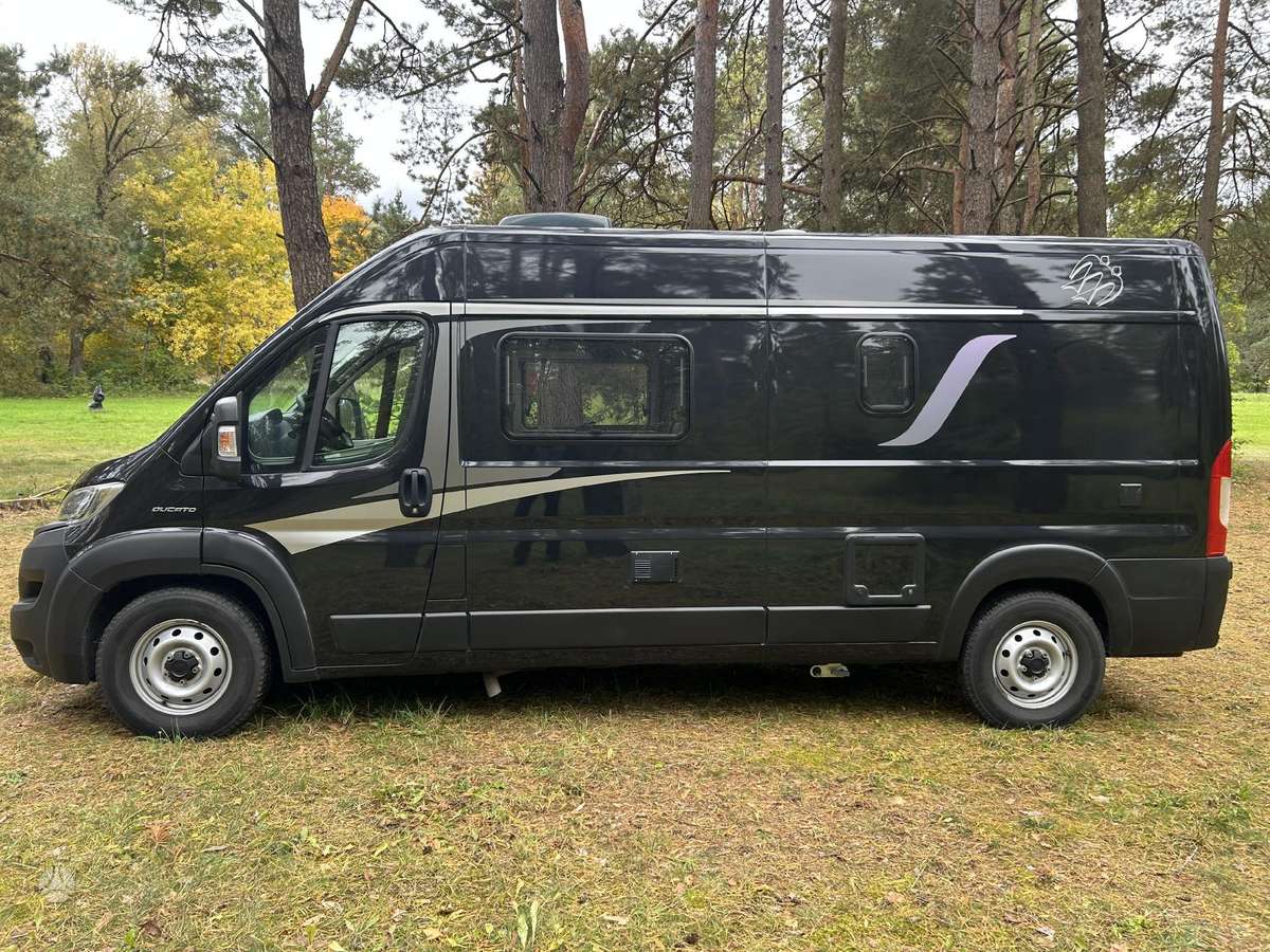 Knaus 600 MQ, campers