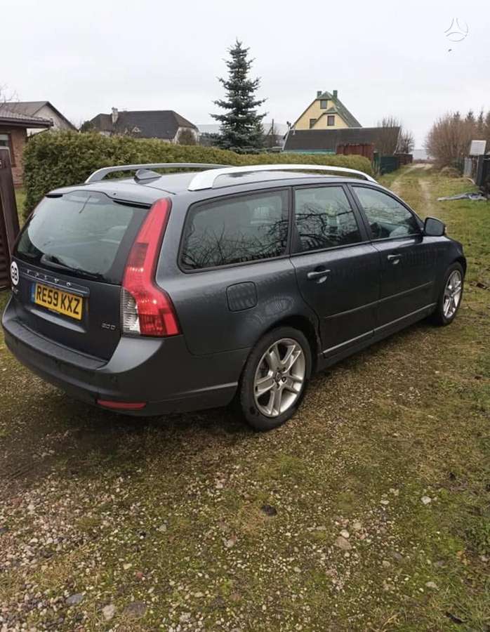 Volvo V50
