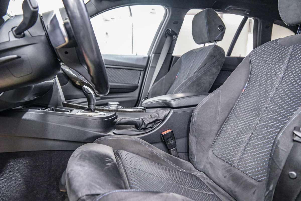 BMW 330, 3.0 l., Универсал