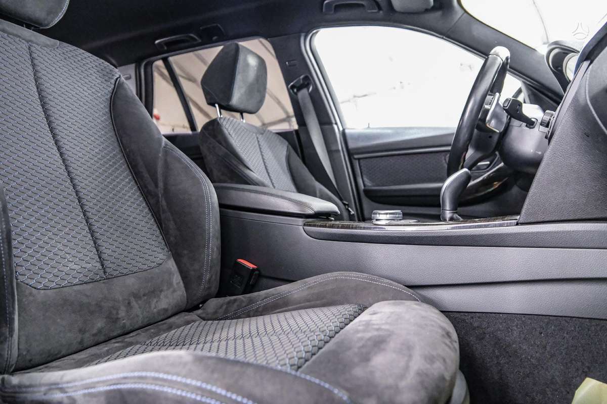 BMW 330, 3.0 l., Универсал