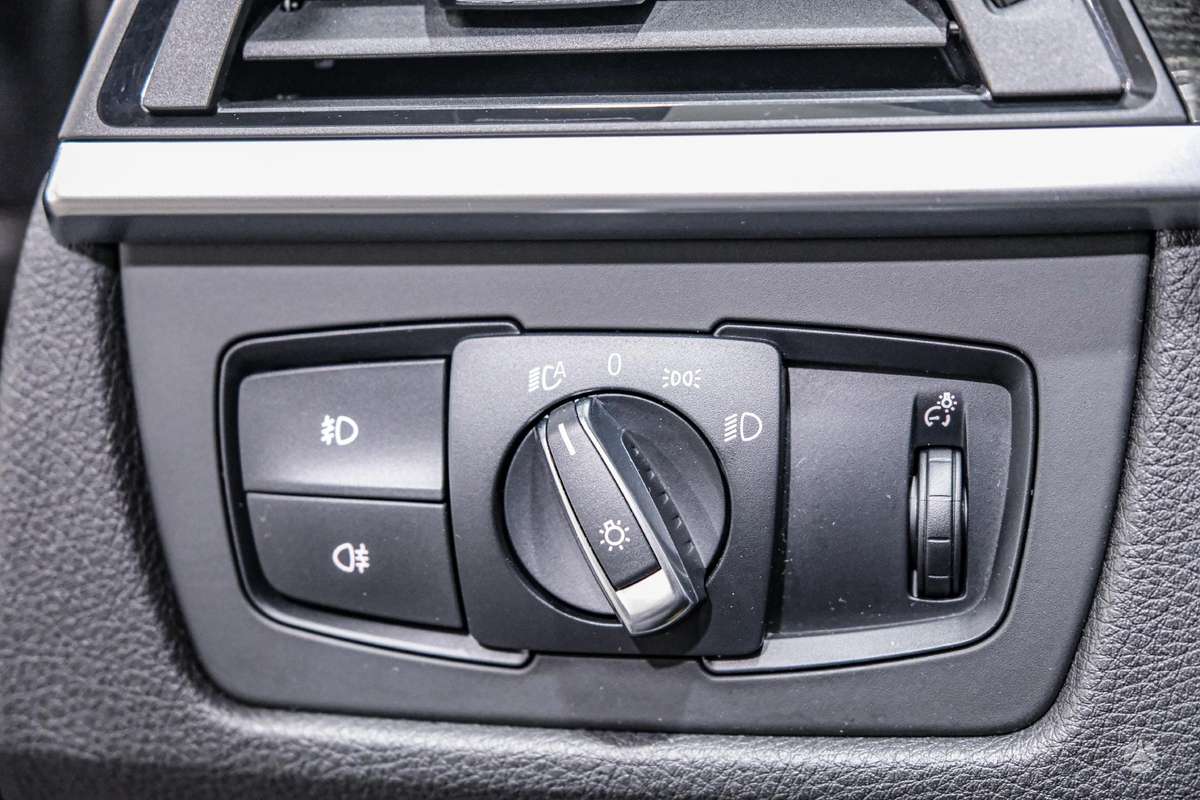 BMW 330, 3.0 l., Универсал
