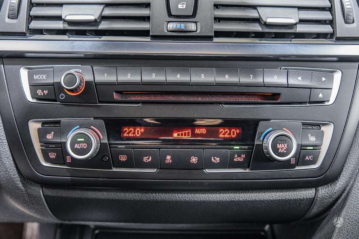 BMW 330, 3.0 l., Универсал