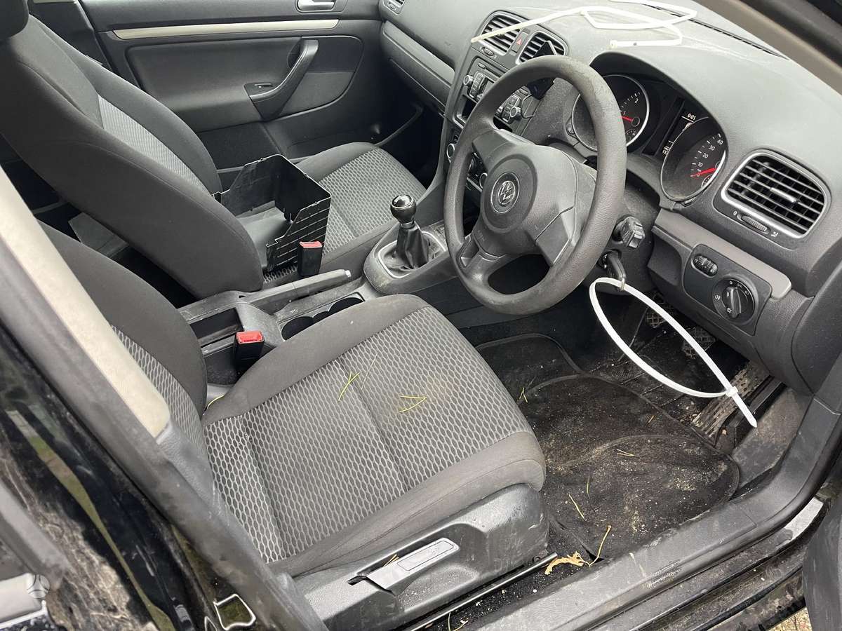 Volkswagen Golf по частям
