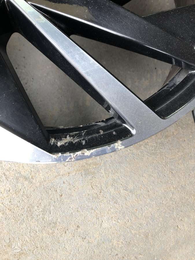 Volkswagen, light alloy, R20