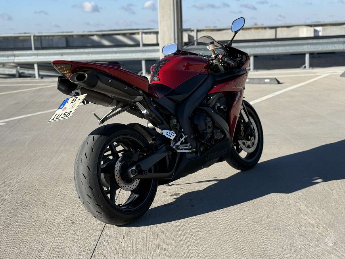 Yamaha R1 998cc, superbikes