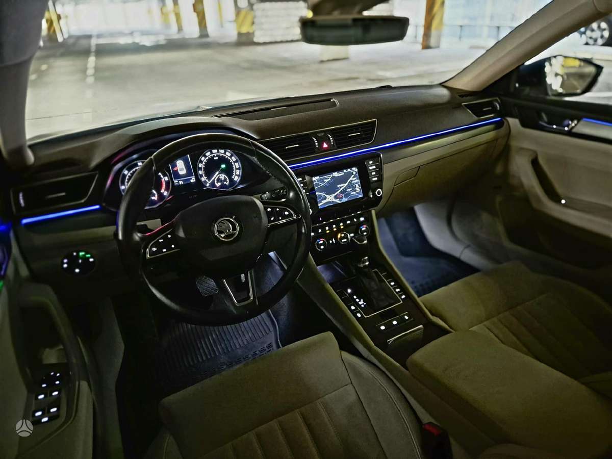 Skoda Superb, 2.0 l., Хэтчбек