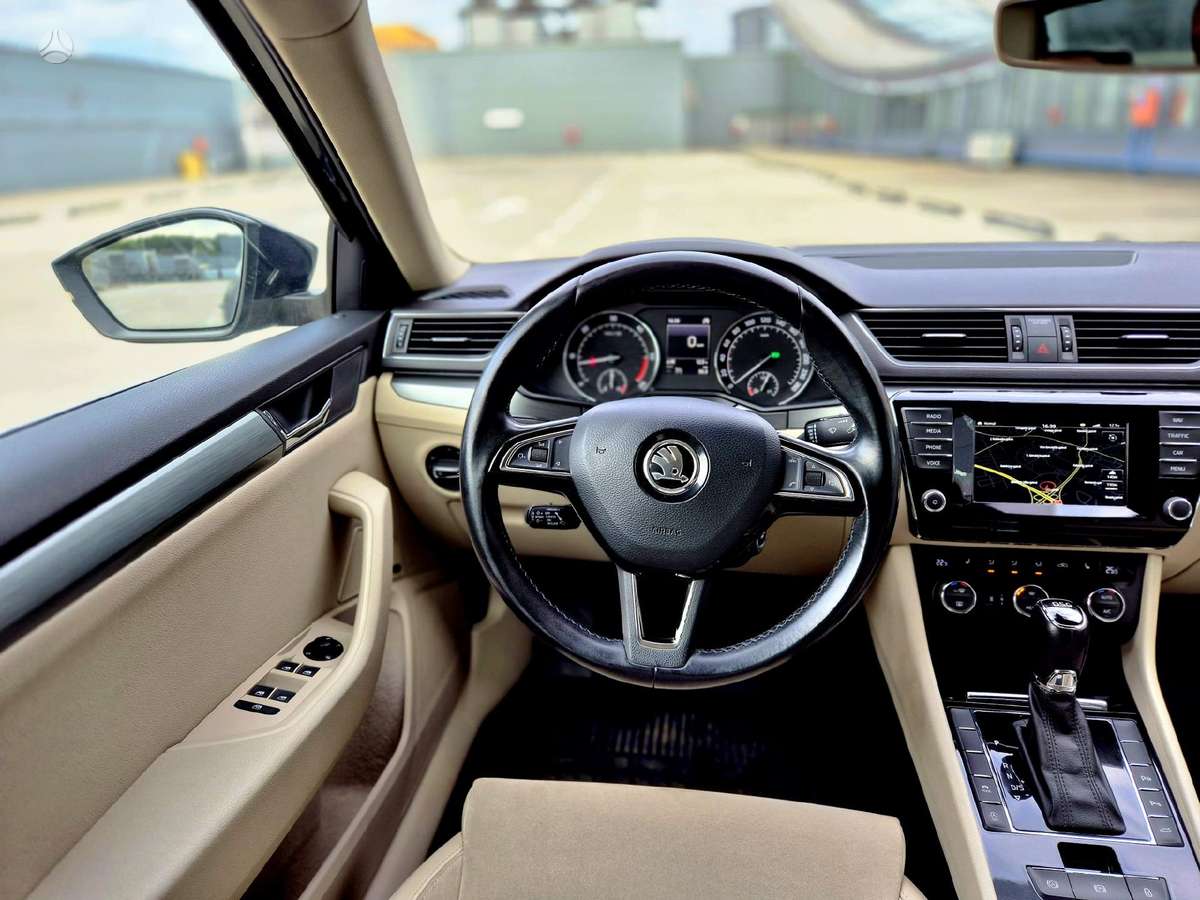 Škoda Superb - 12