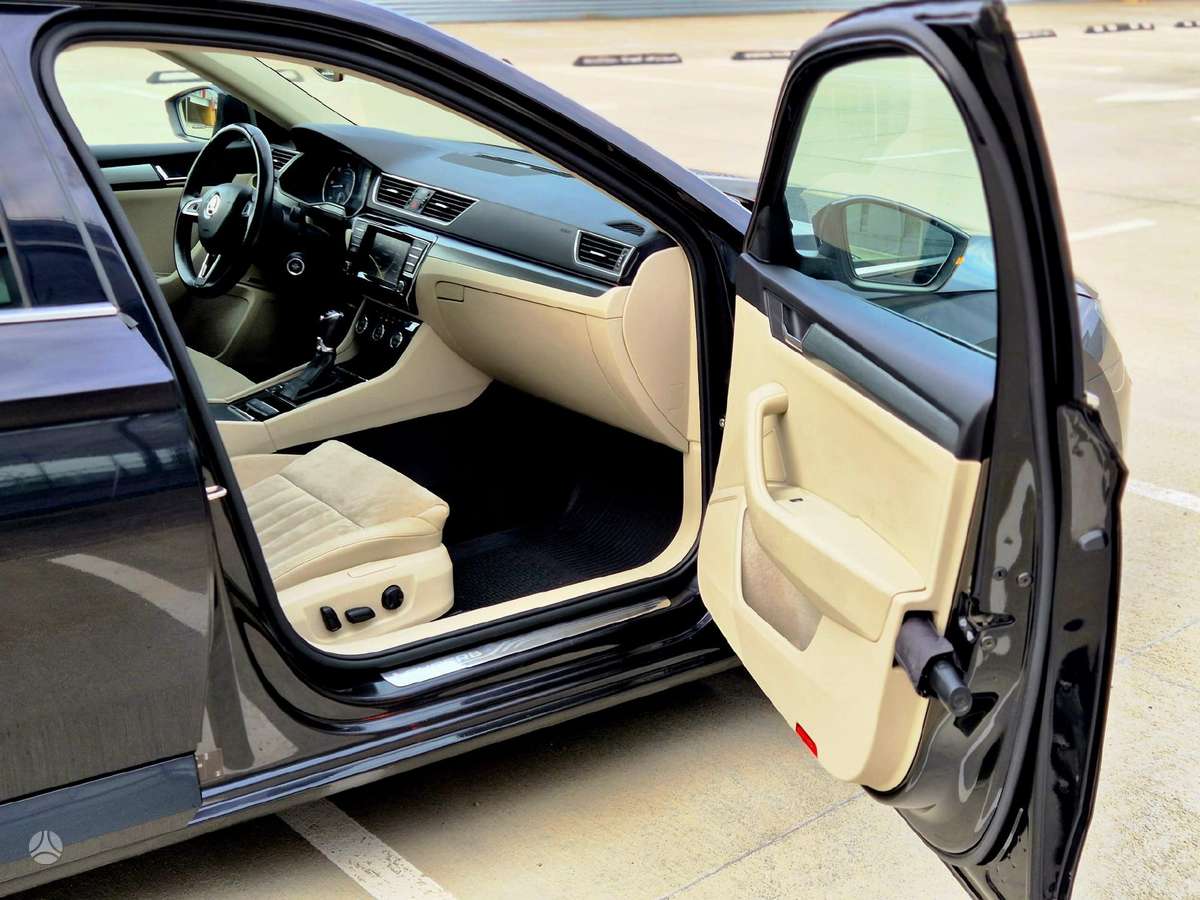 Skoda Superb, 2.0 l., hatchback