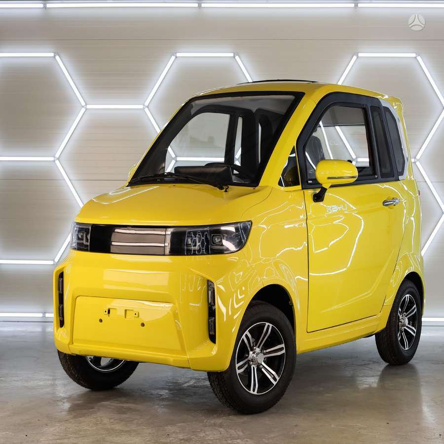 -Kita- -kita-, hatchback