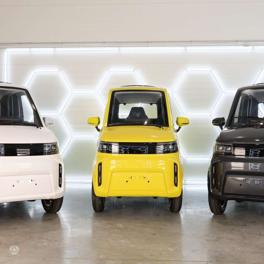 -Kita- -kita-, hatchback