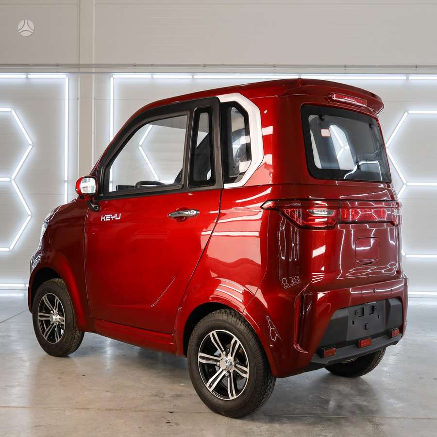 -Kita- -kita-, hatchback