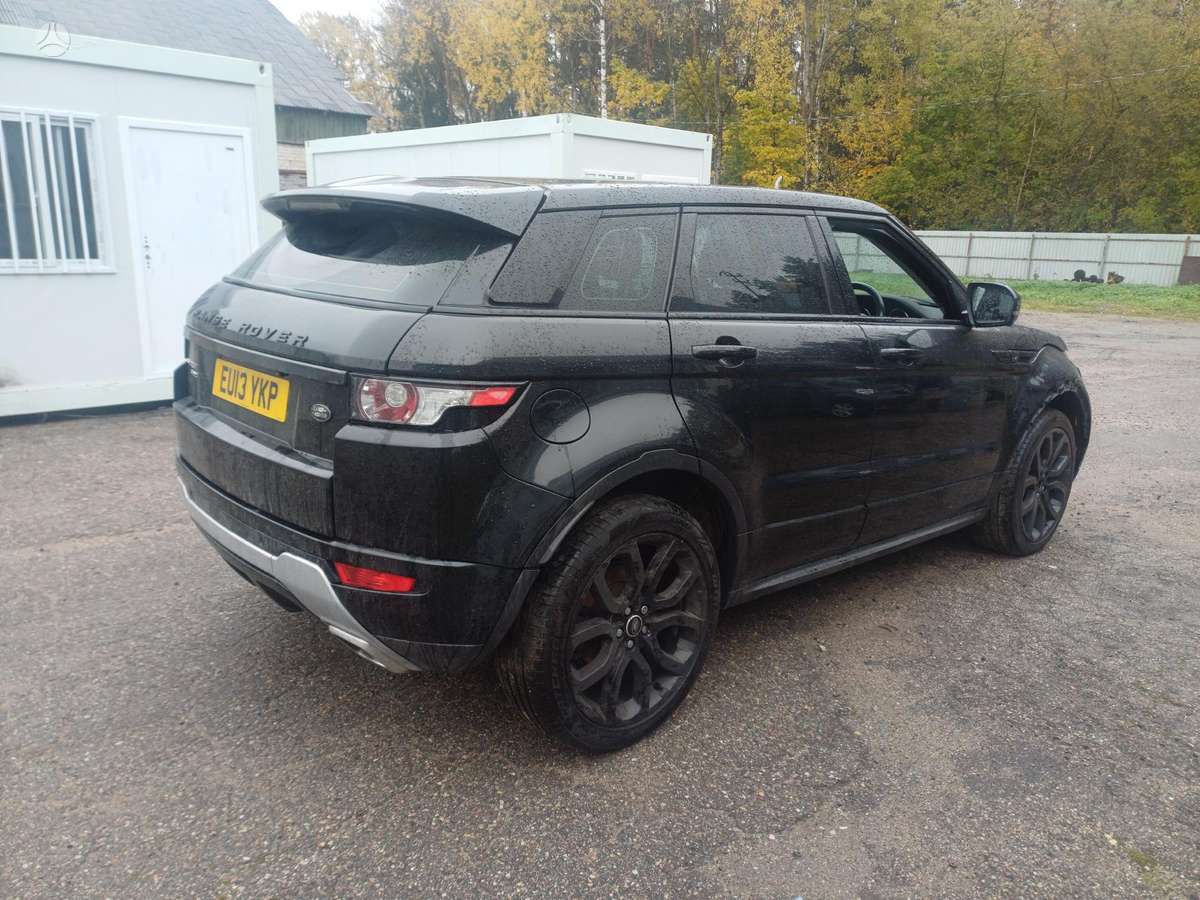 Land Rover Evoque dalimis. Color code lrc 820 santorini black