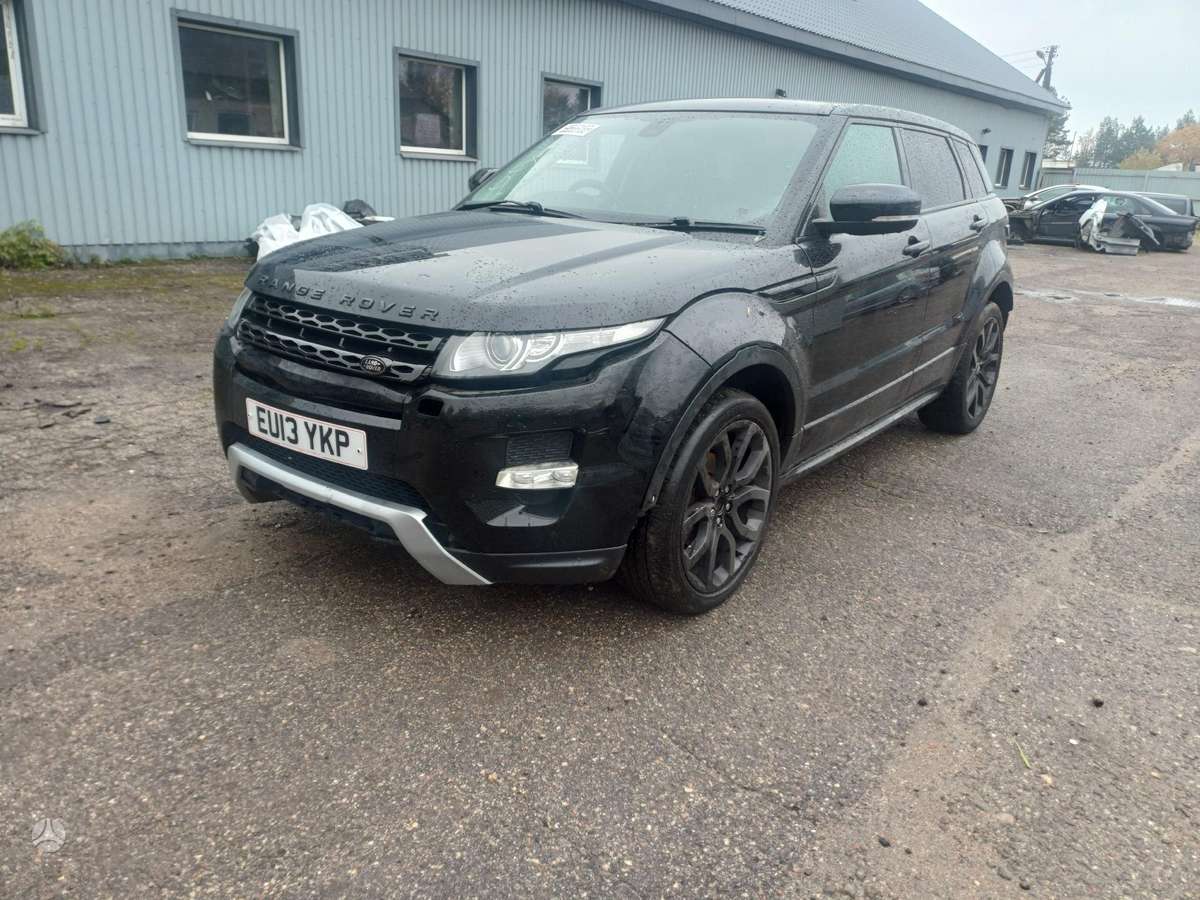 Land Rover Evoque dalimis. Color code lrc 820 santorini black