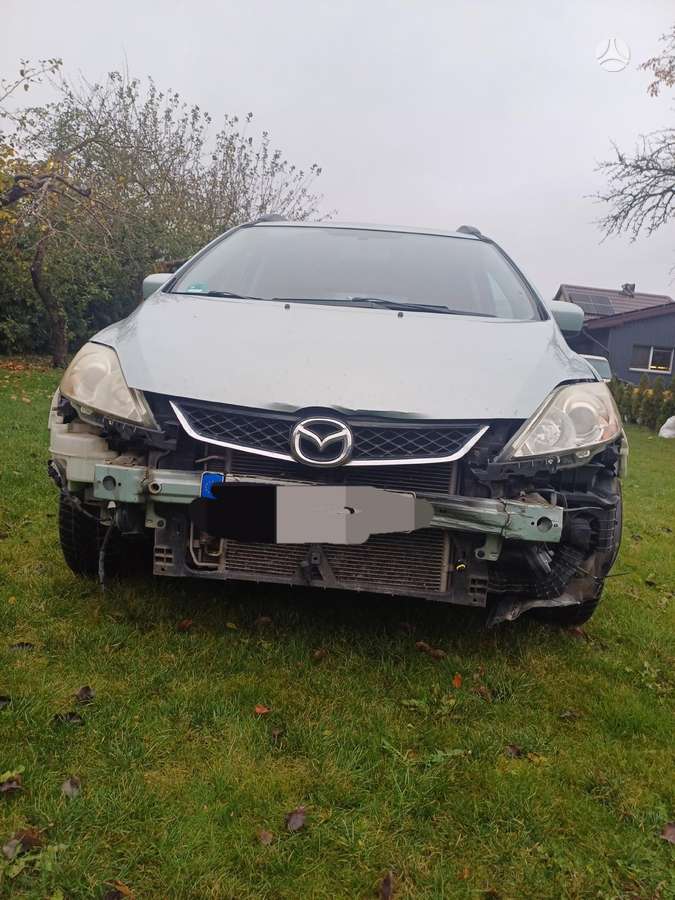 Mazda 5 dalimis