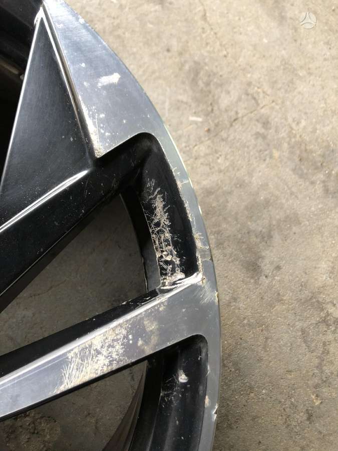 Volkswagen, light alloy, R20