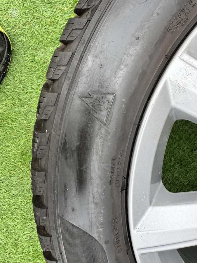 Pirelli 8+5mm, зимние 185/60 R16