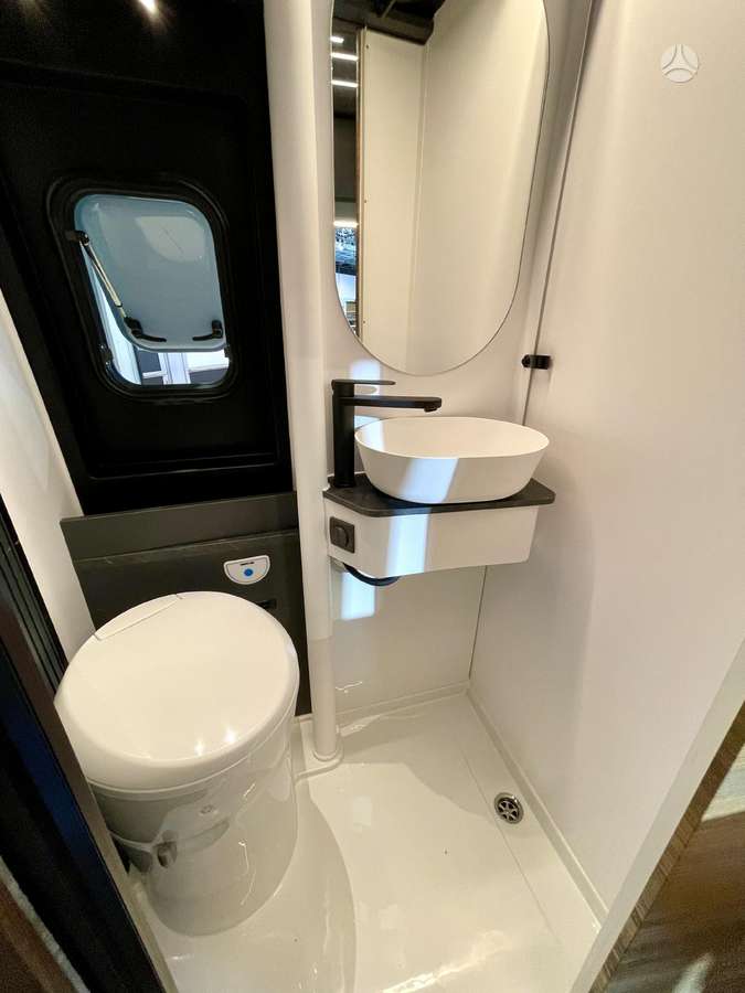 Adria Super Twin 700 SGX, campers