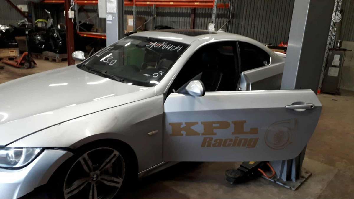 BMW 335