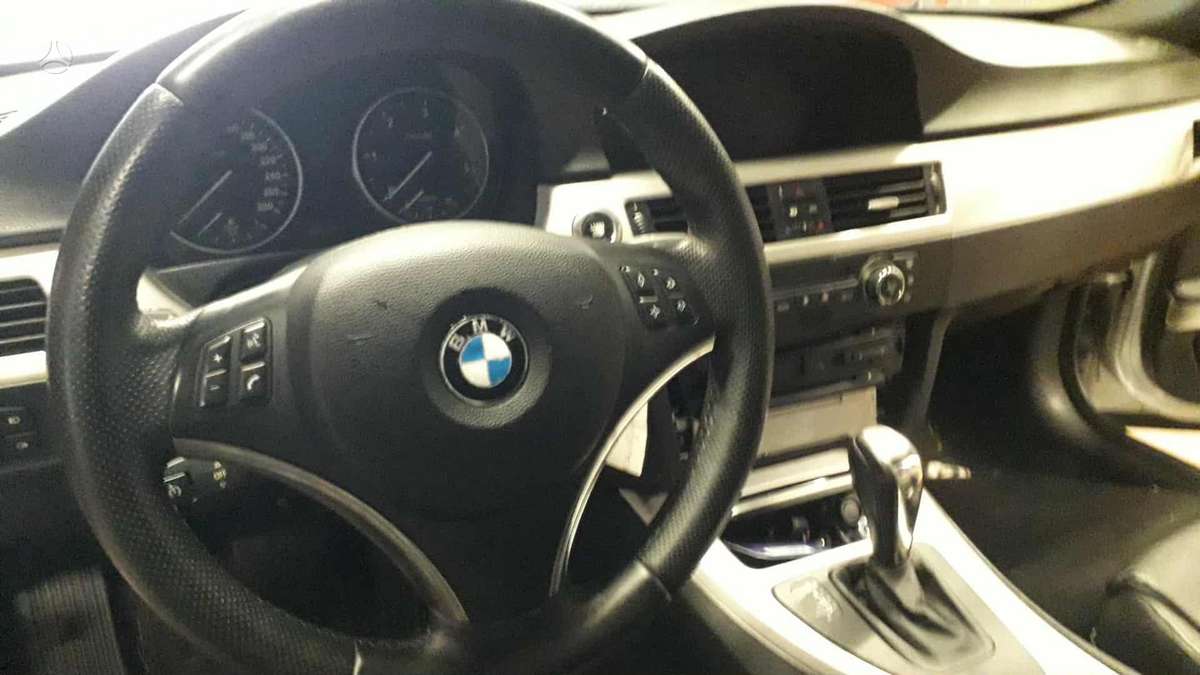 BMW 335
