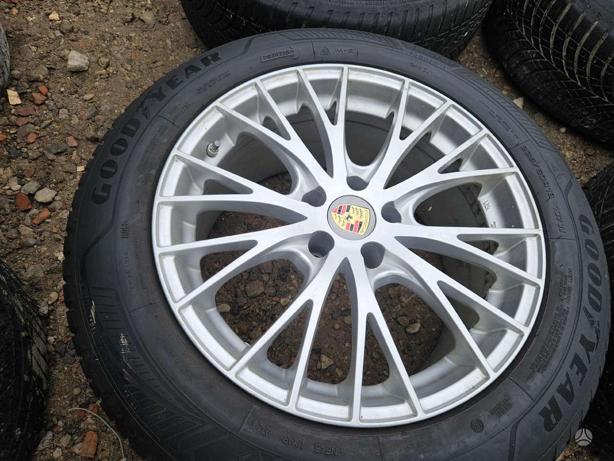 Porsche Macan, lengvojo lydinio, R18