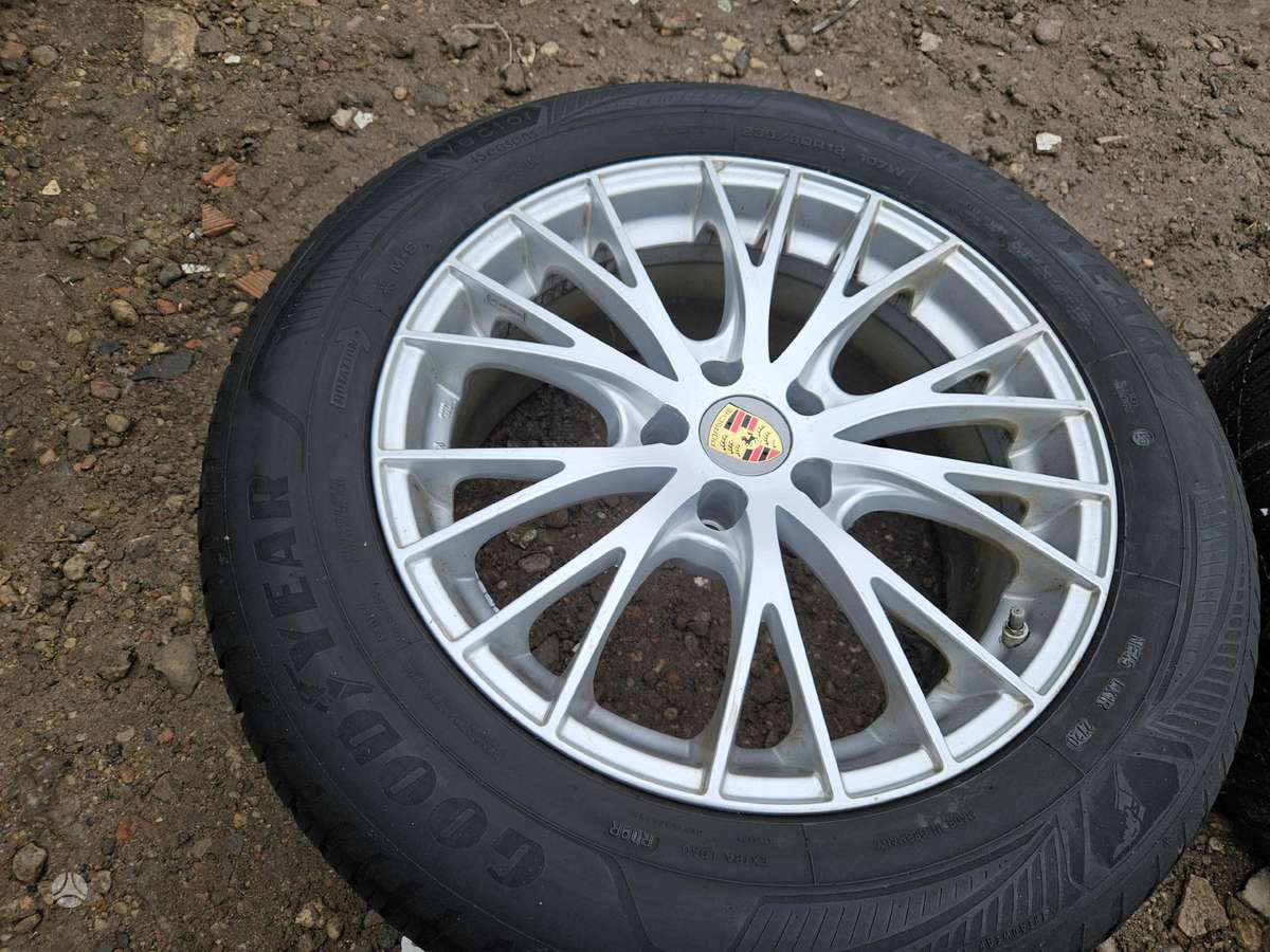 Porsche Macan, lengvojo lydinio, R18