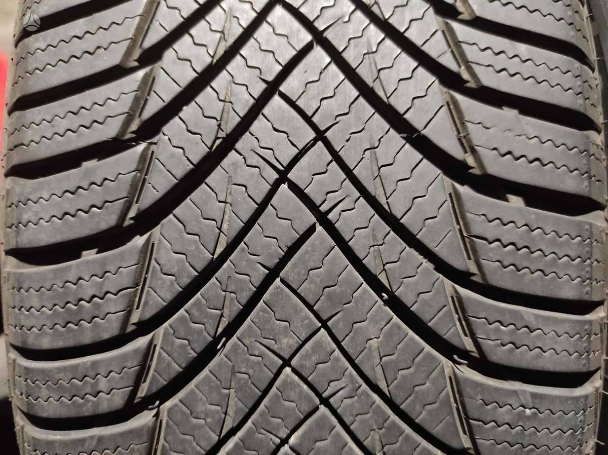 Continental, žieminės 195/55 R16