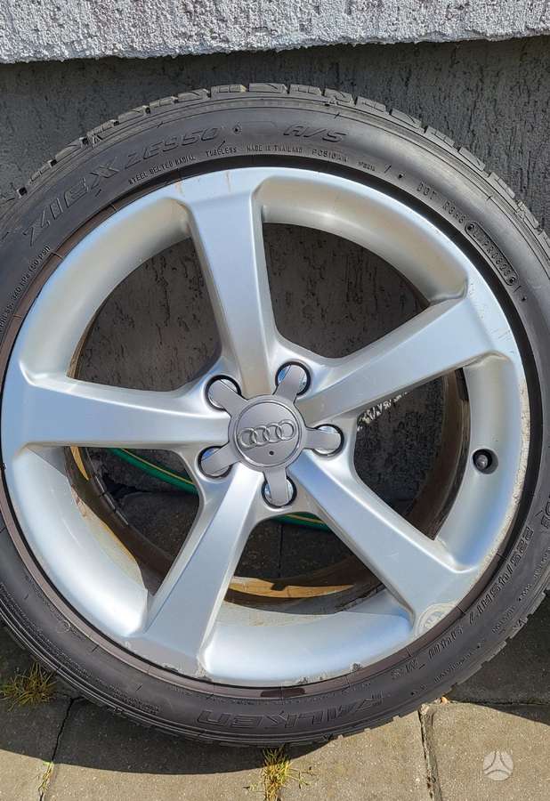 Audi Originalūs 8V0601025S, легкосплавные , R17