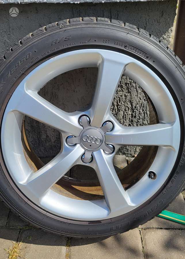 Audi Originalūs 8V0601025S, легкосплавные , R17
