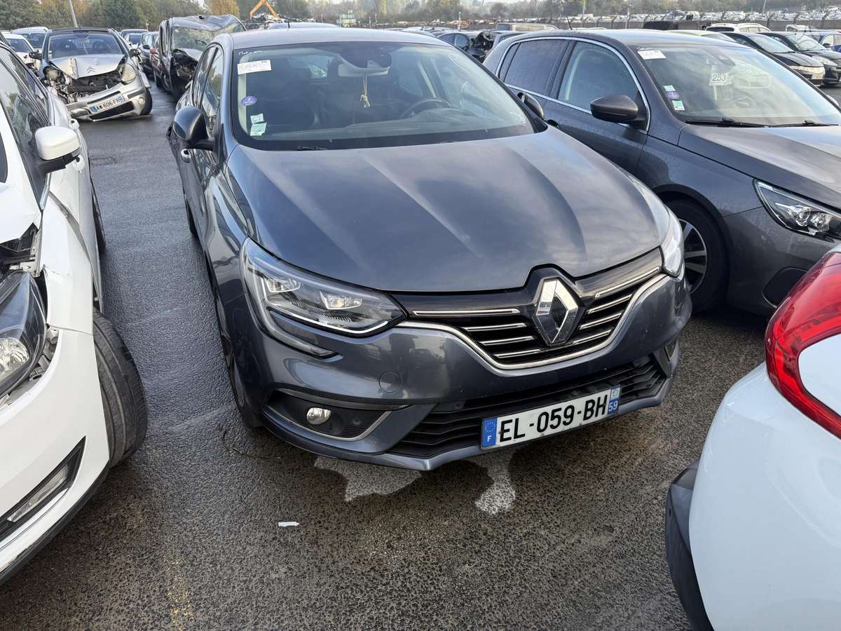 Renault Megane dalimis