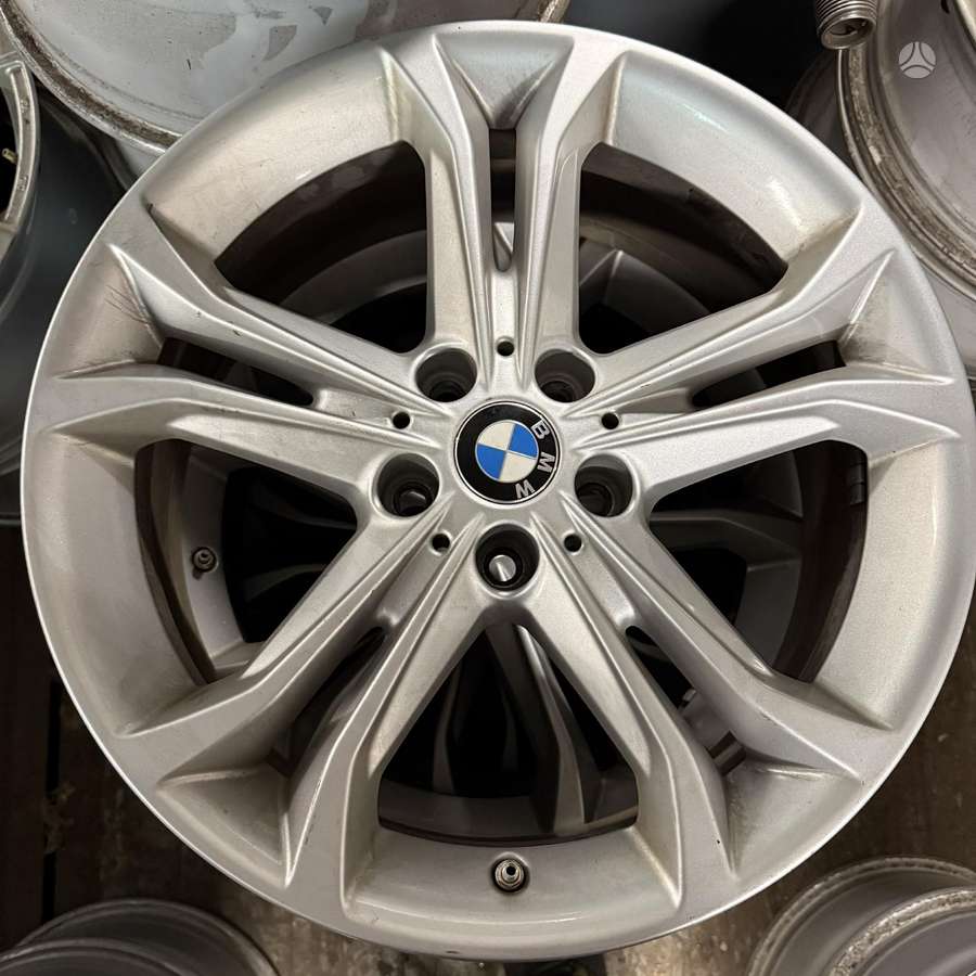 BMW X3, lengvojo lydinio, R18