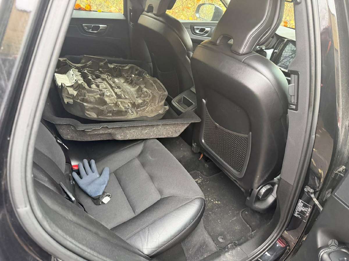 Volvo XC60 - 8