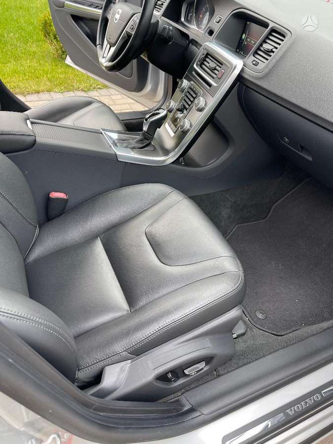 Volvo S60, 2.0 l., sedanas
