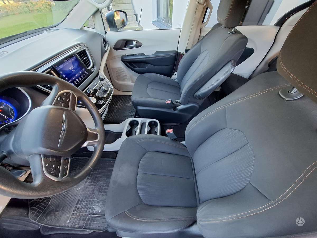 Chrysler Pacifica, 3.6 l., Минивэн