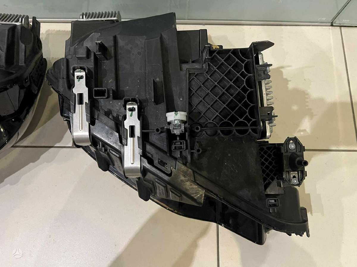 BMW 2 serija bumpers, lights