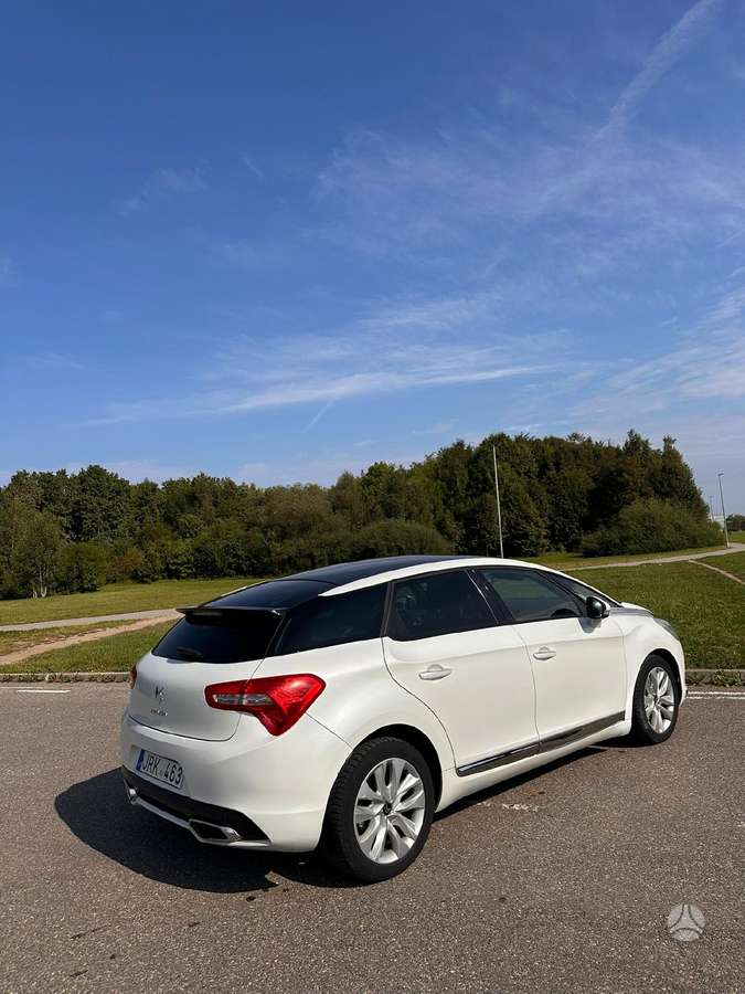 Citroen DS5, 1.6 l., hečbekas