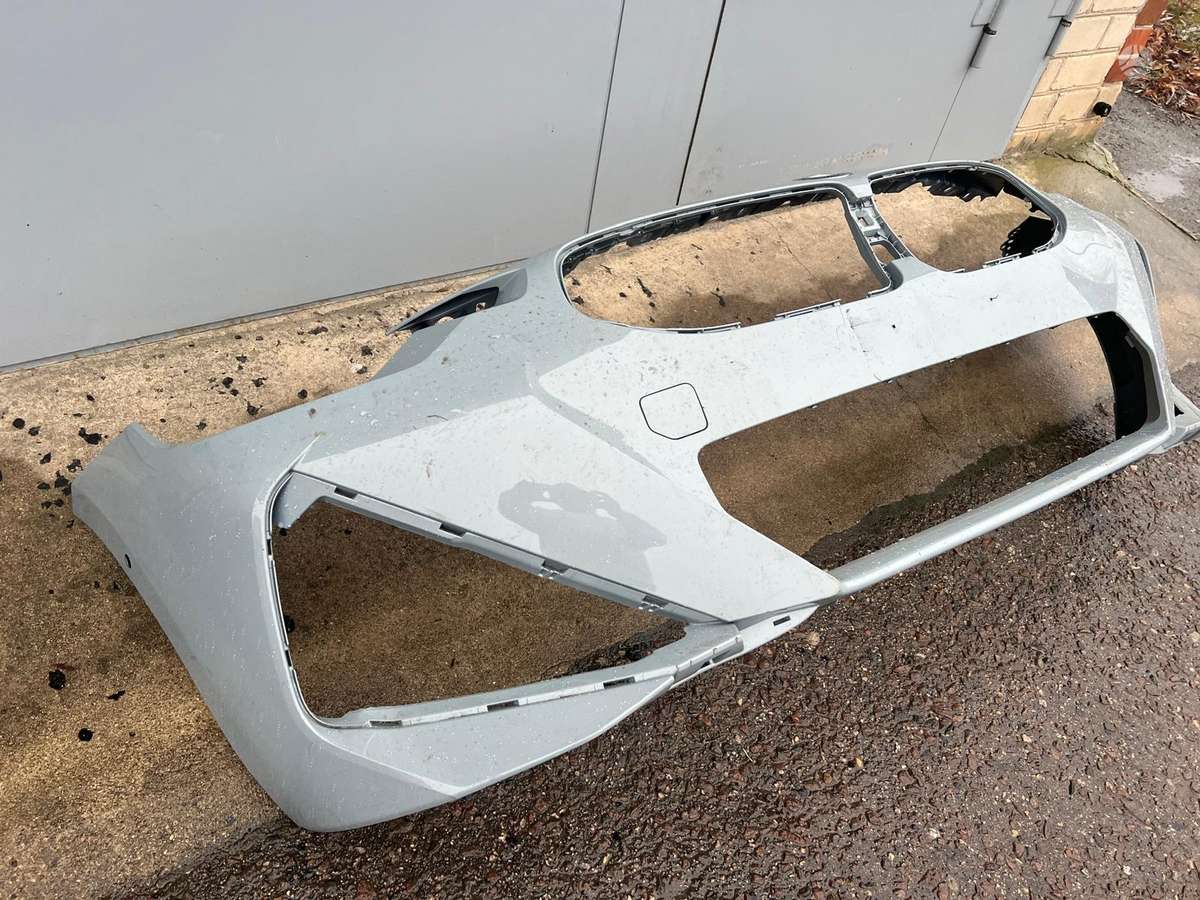 BMW 2 serija bumpers, lights