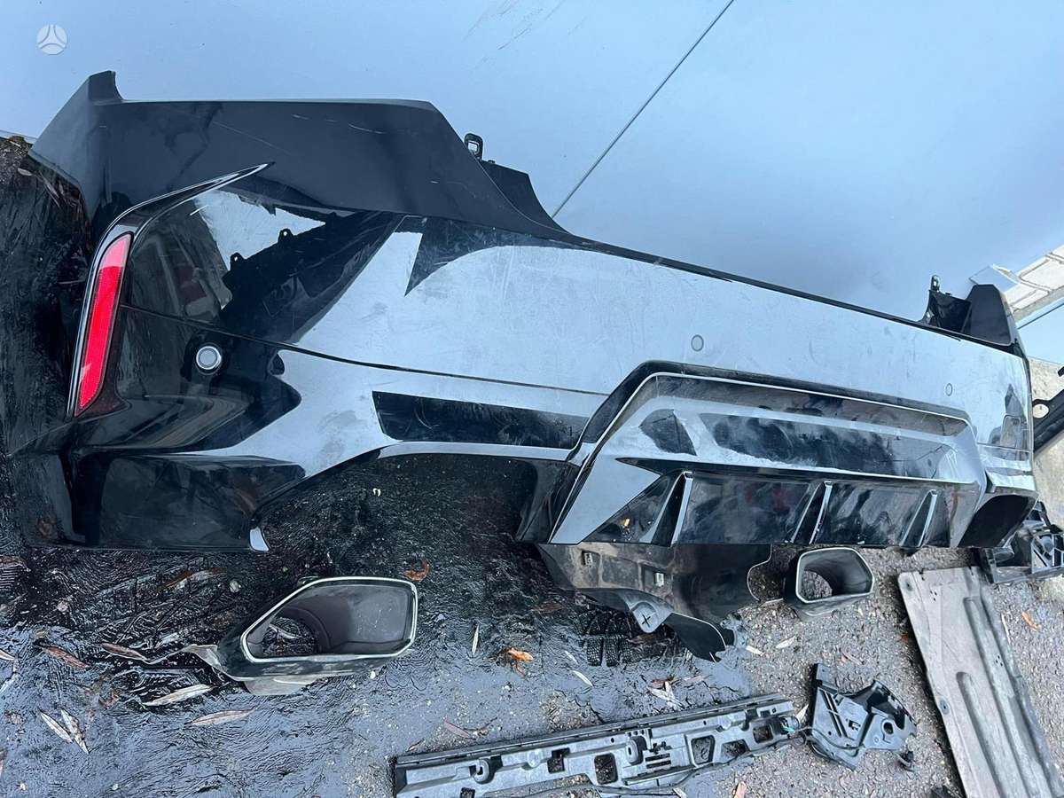 BMW 2 serija bumpers, lights