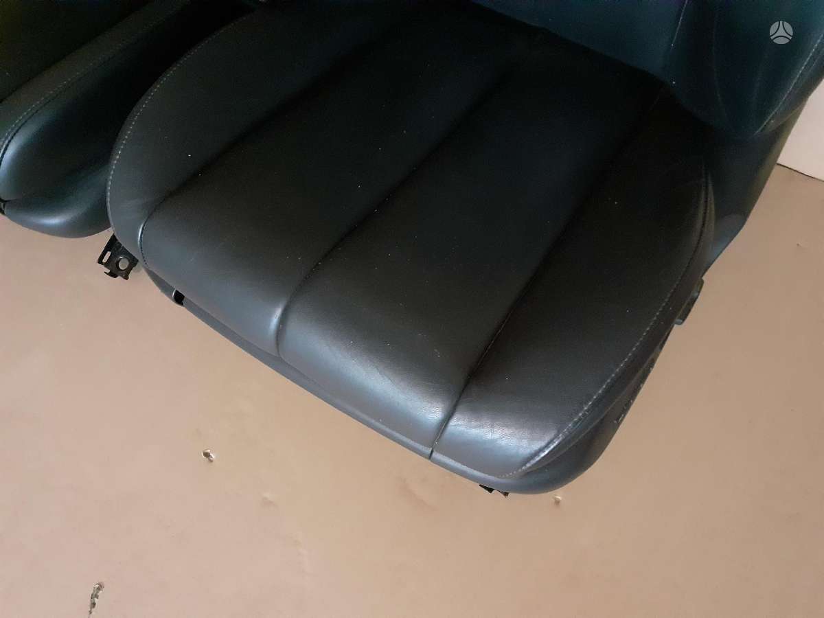 Mazda CX-7 body parts