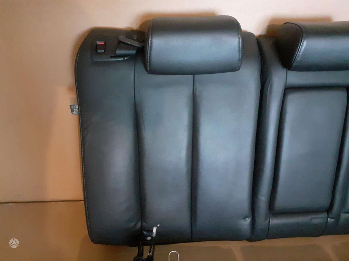 Mazda CX-7 body parts