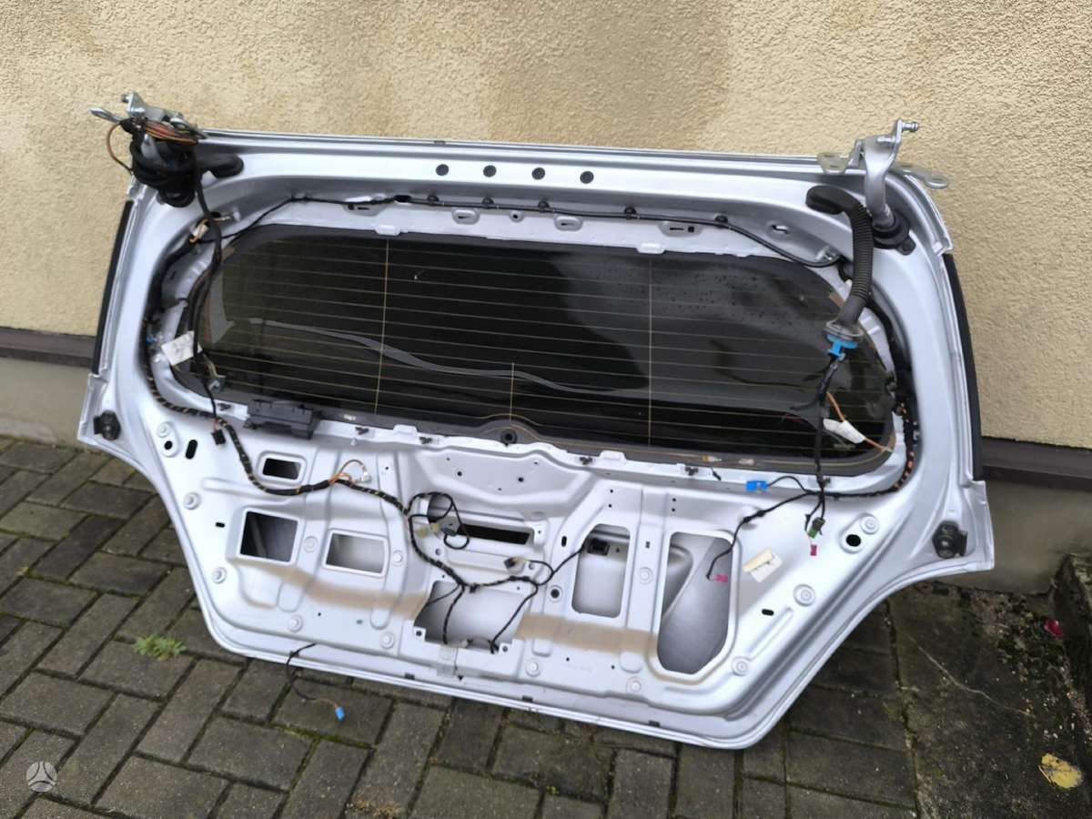 Mercedes-Benz R320