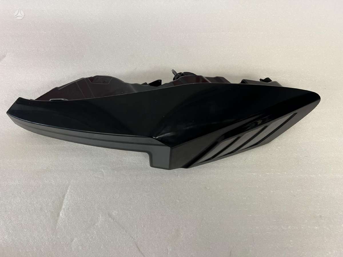 BMW XM, 9879754, gaismas