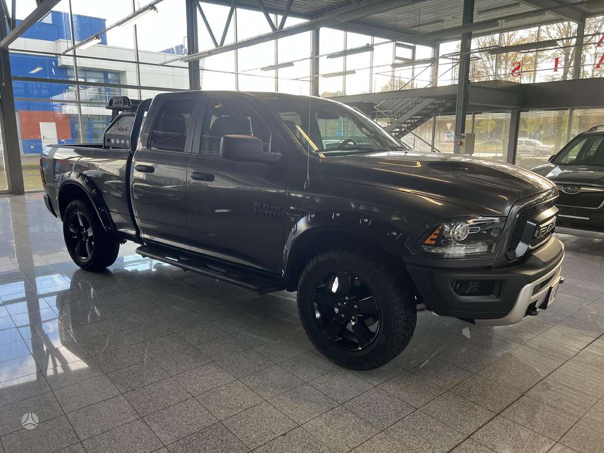 Dodge Ram, 5.7 l., off-road / crossover