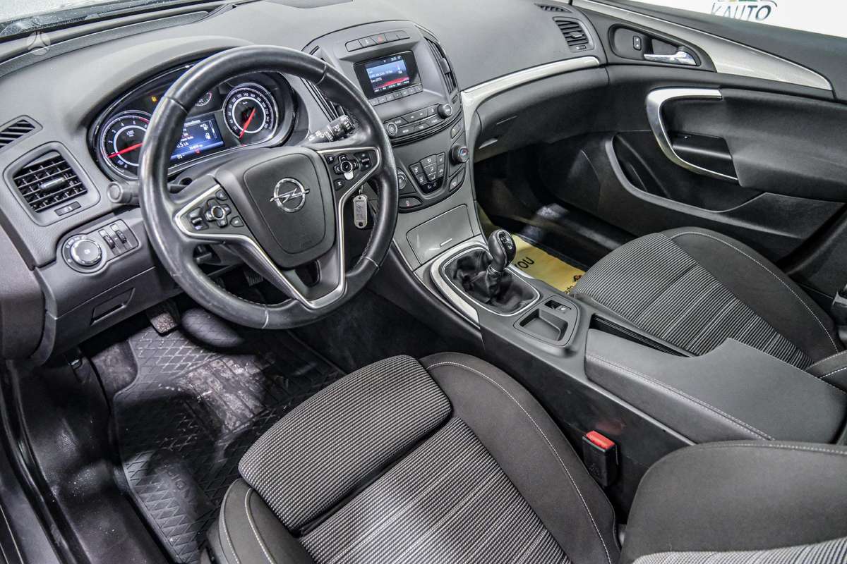Opel Insignia, 1.6 l., Универсал