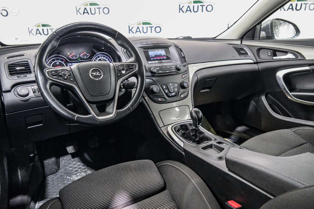 Opel Insignia, 1.6 l., Универсал