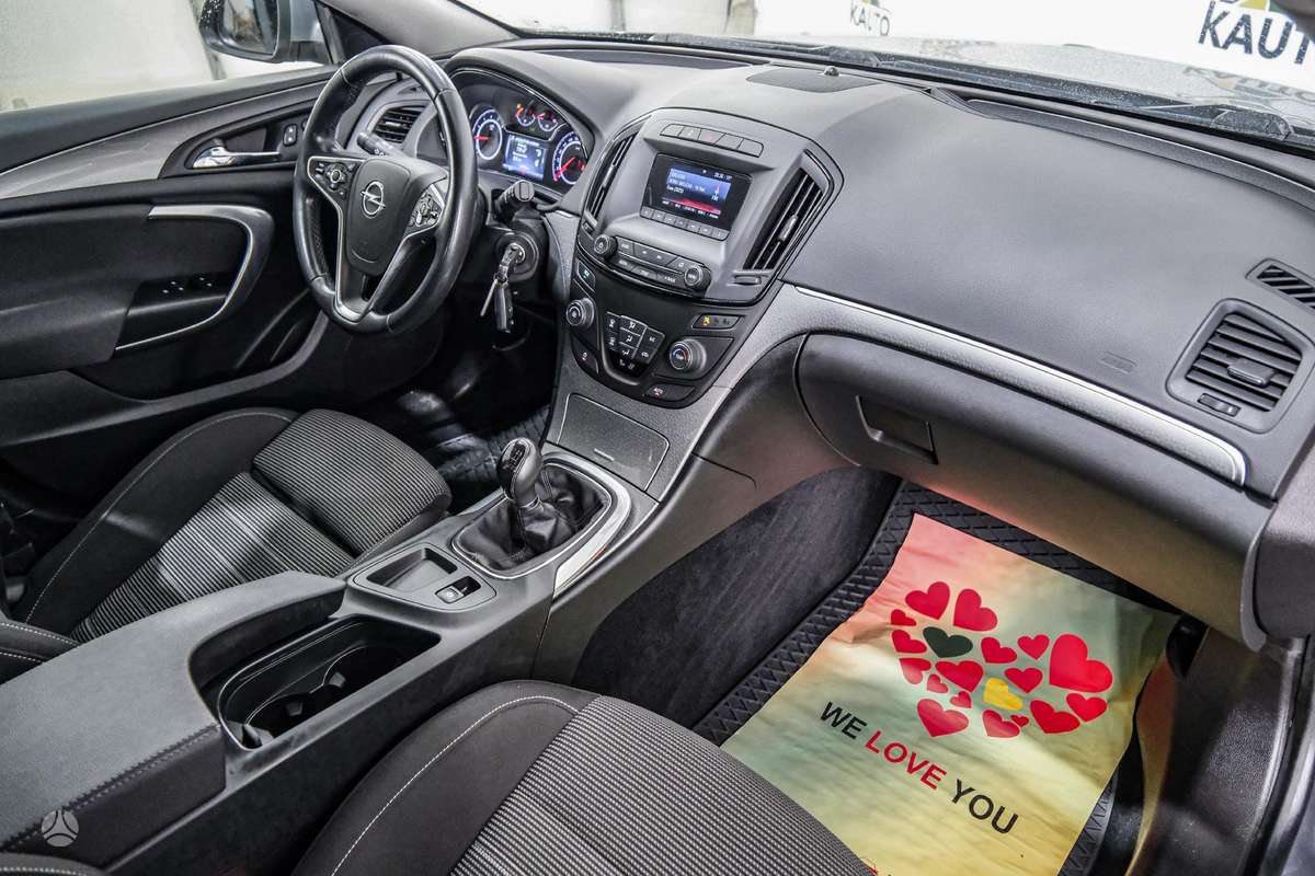 Opel Insignia, 1.6 l., Универсал
