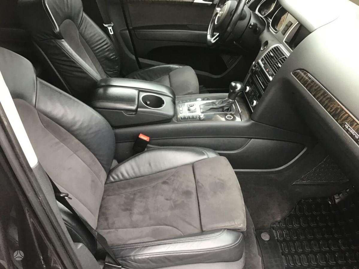 Audi Q7, 3.0 l., Хэтчбек